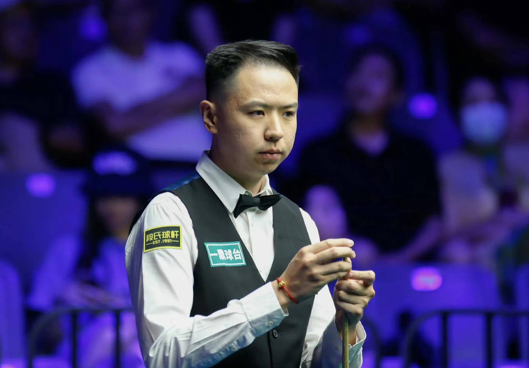 逐渐缩小与 逐渐缩小与