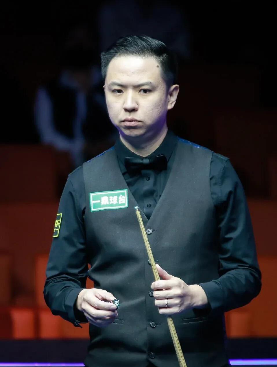 斯和小萨博 斯和小萨博