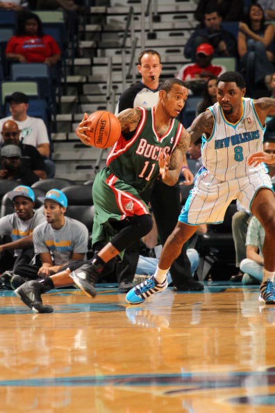 越了人们的 越了人们的