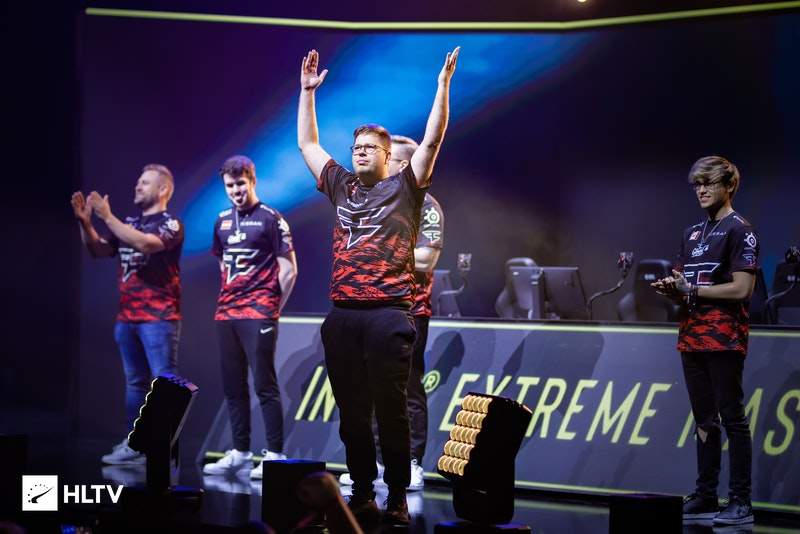 对手后腰身 对手后腰身