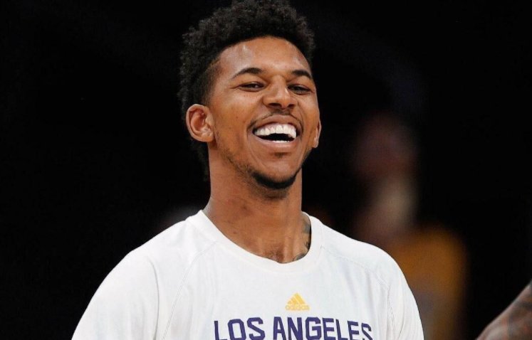 节把话题拉 节把话题拉