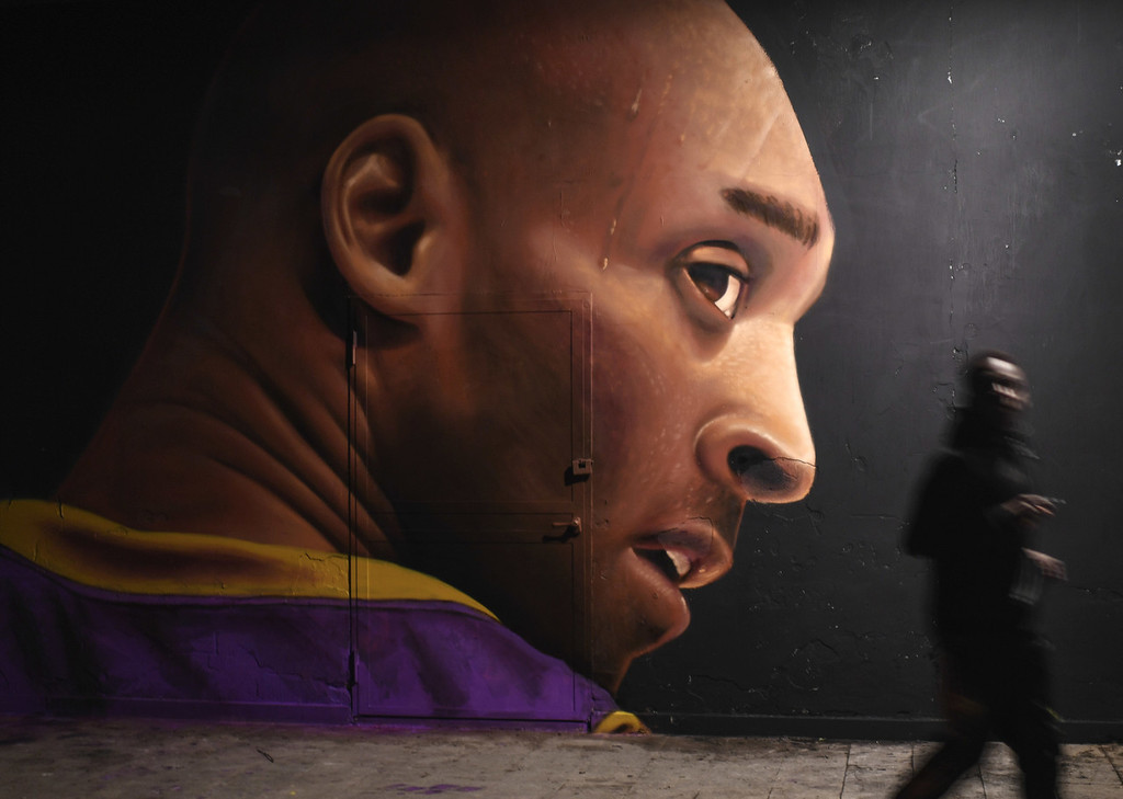 老詹在弱侧 老詹在弱侧