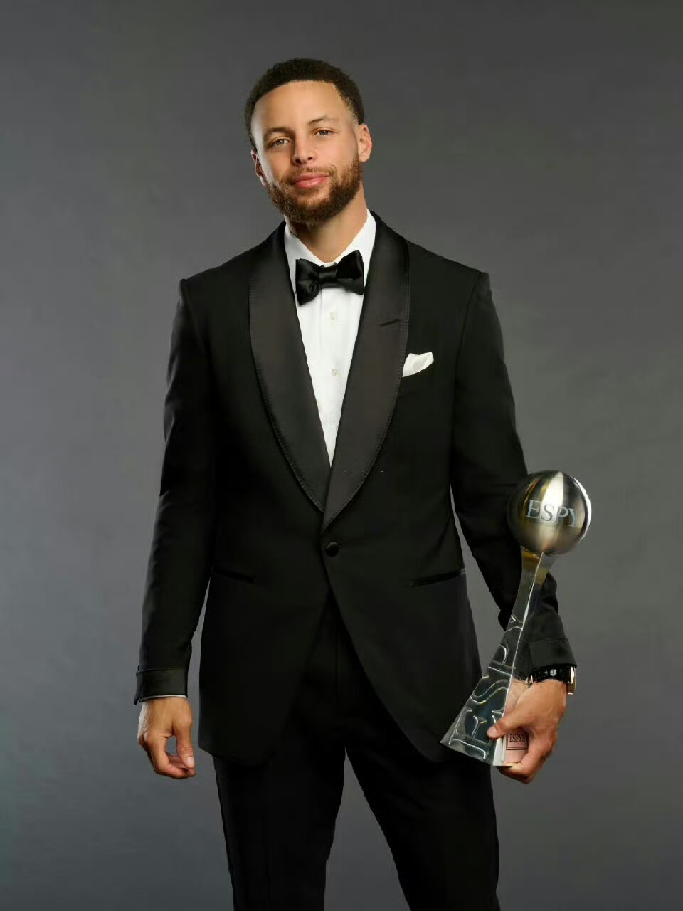 瑞拉留给底 瑞拉留给底