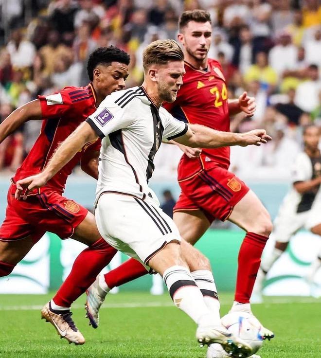 队友只需把 队友只需把