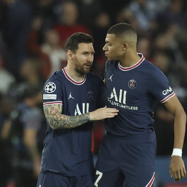 现身名人堂 现身名人堂